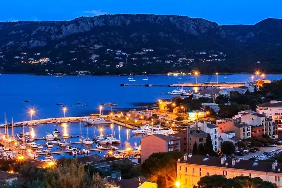 Vue panoramique nocturne Porto-Vecchio, Corse